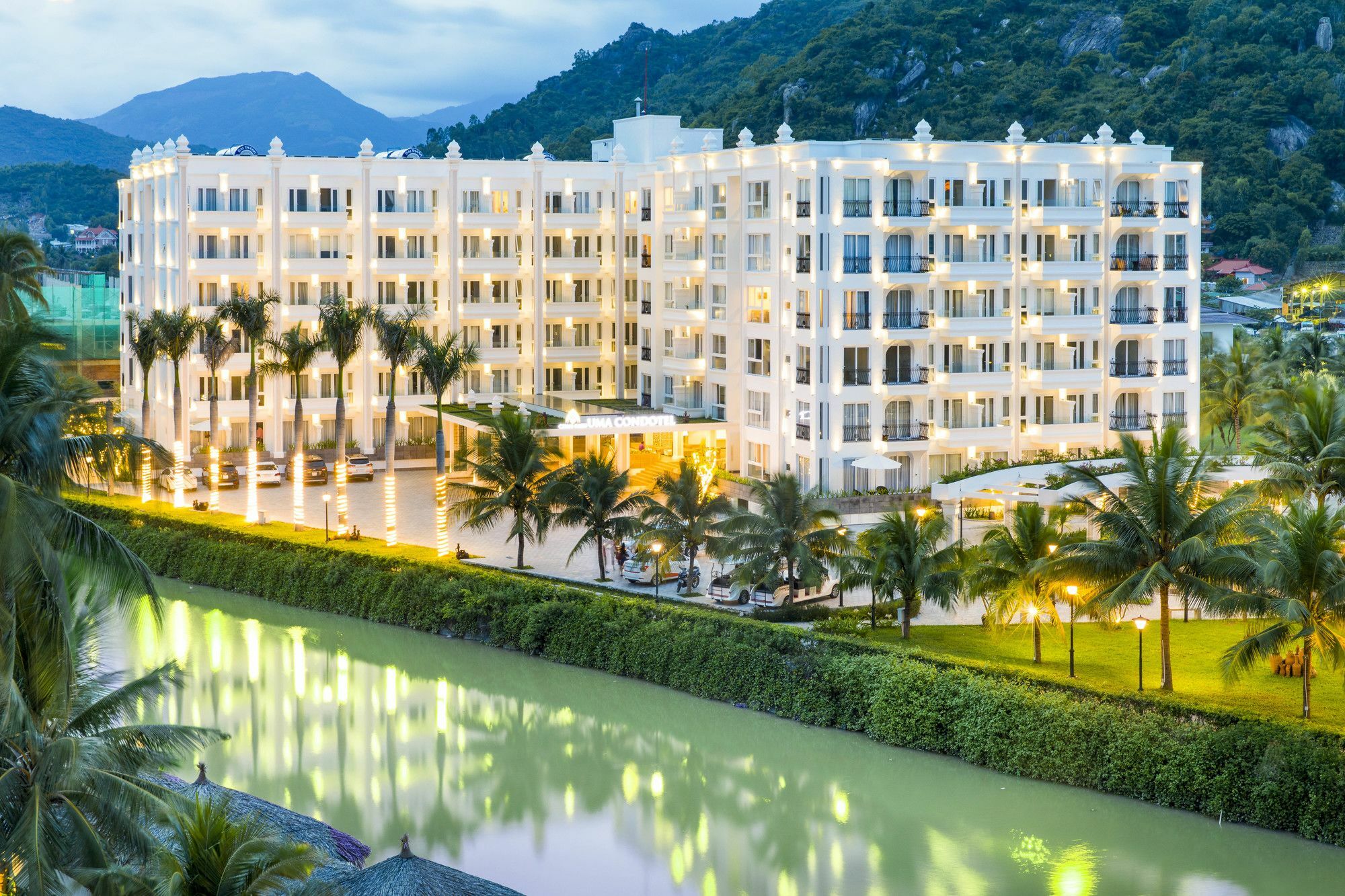 Cham Oasis Nha Trang Resort Condotel Zewnętrze zdjęcie